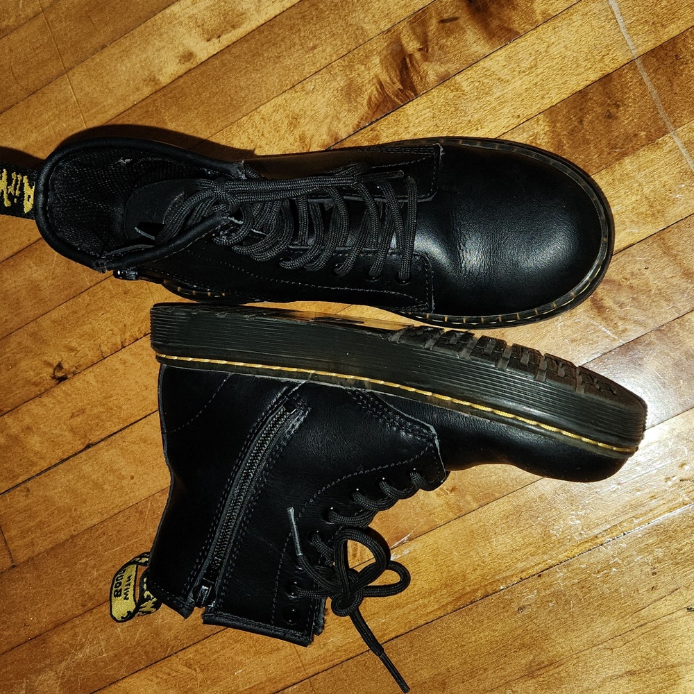Girls Dr Martens boots
